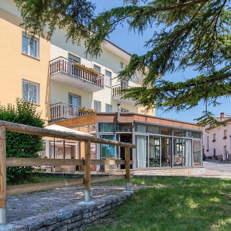 Hotel Martinelli Ronzo-Chienis Екстер'єр фото