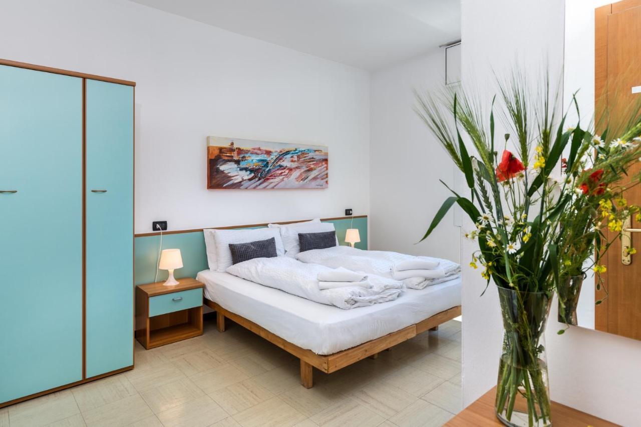 Hotel Martinelli Ronzo-Chienis Екстер'єр фото