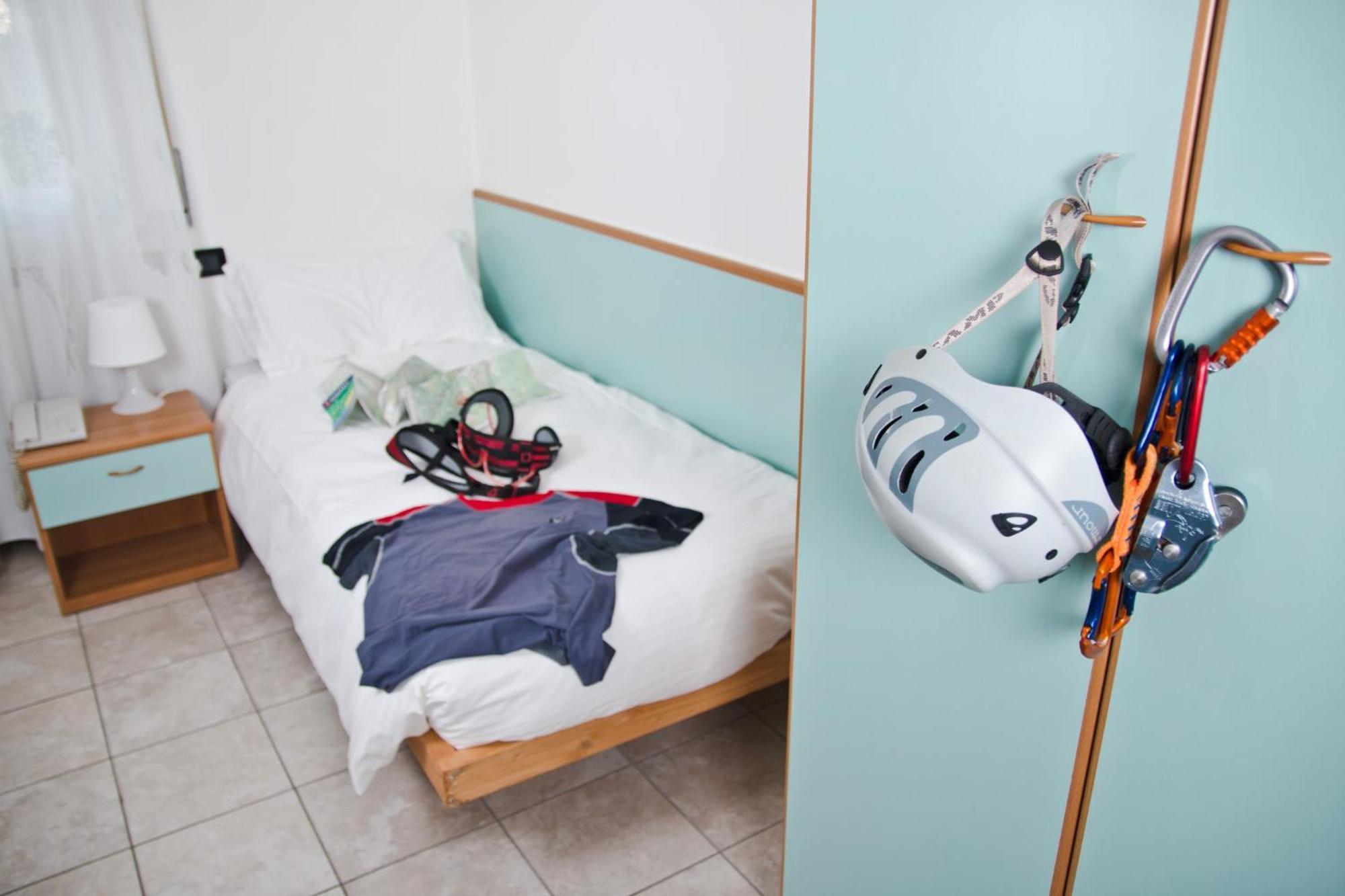 Hotel Martinelli Ronzo-Chienis Екстер'єр фото