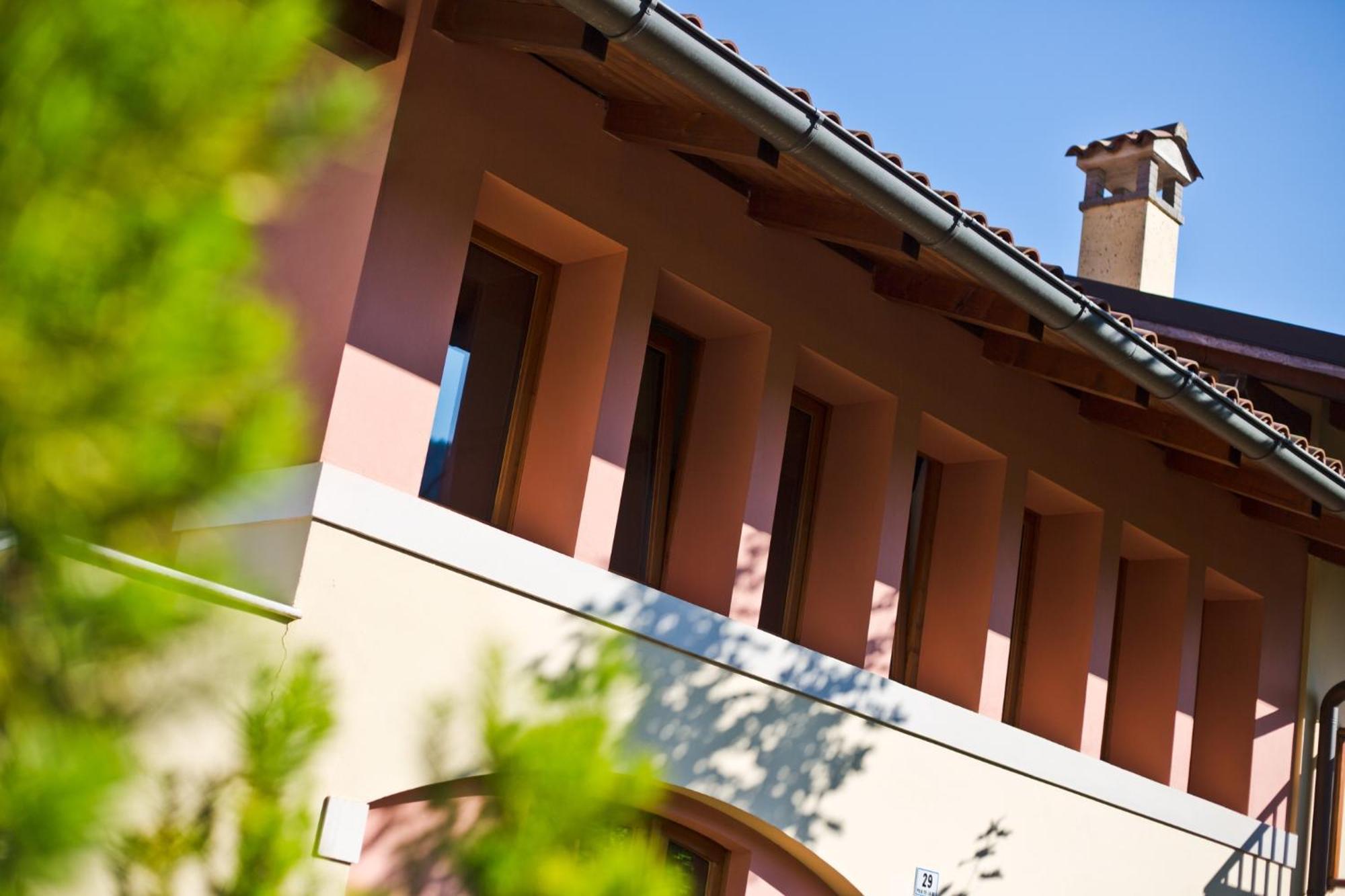 Hotel Martinelli Ronzo-Chienis Екстер'єр фото